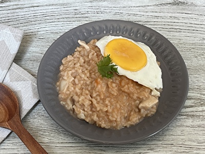 【玄米のトマトリゾット〜目玉焼きのせ〜】