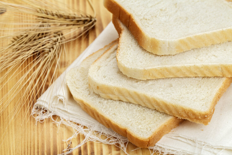 食パンの糖質は？〜糖質オフや糖質制限におすすめのパンも紹介〜