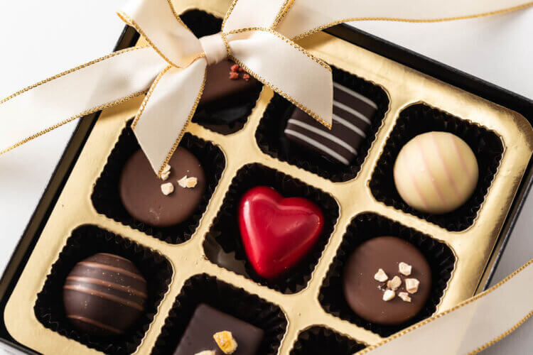 糖尿病の人はバレンタインチョコを食べてもいいの？～低糖質な商品もご紹介～
