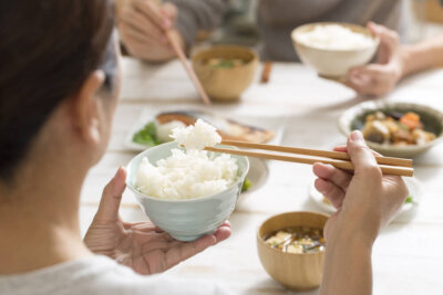 ダイエット中も白米を食べた方がいいって本当？