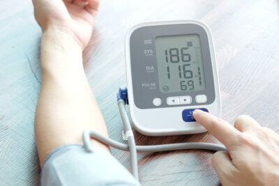 高血圧は動脈硬化の原因